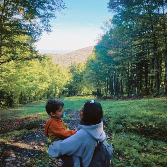 Meet your Posher, Roxana - Picture 1 of 1